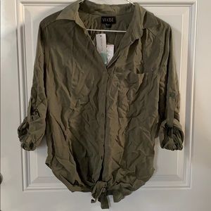 Vixbe Thompkins Tie Front Olive Top